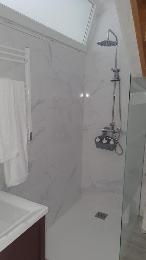 Apartamento Villalvaro Con Parking Santander Exterior foto
